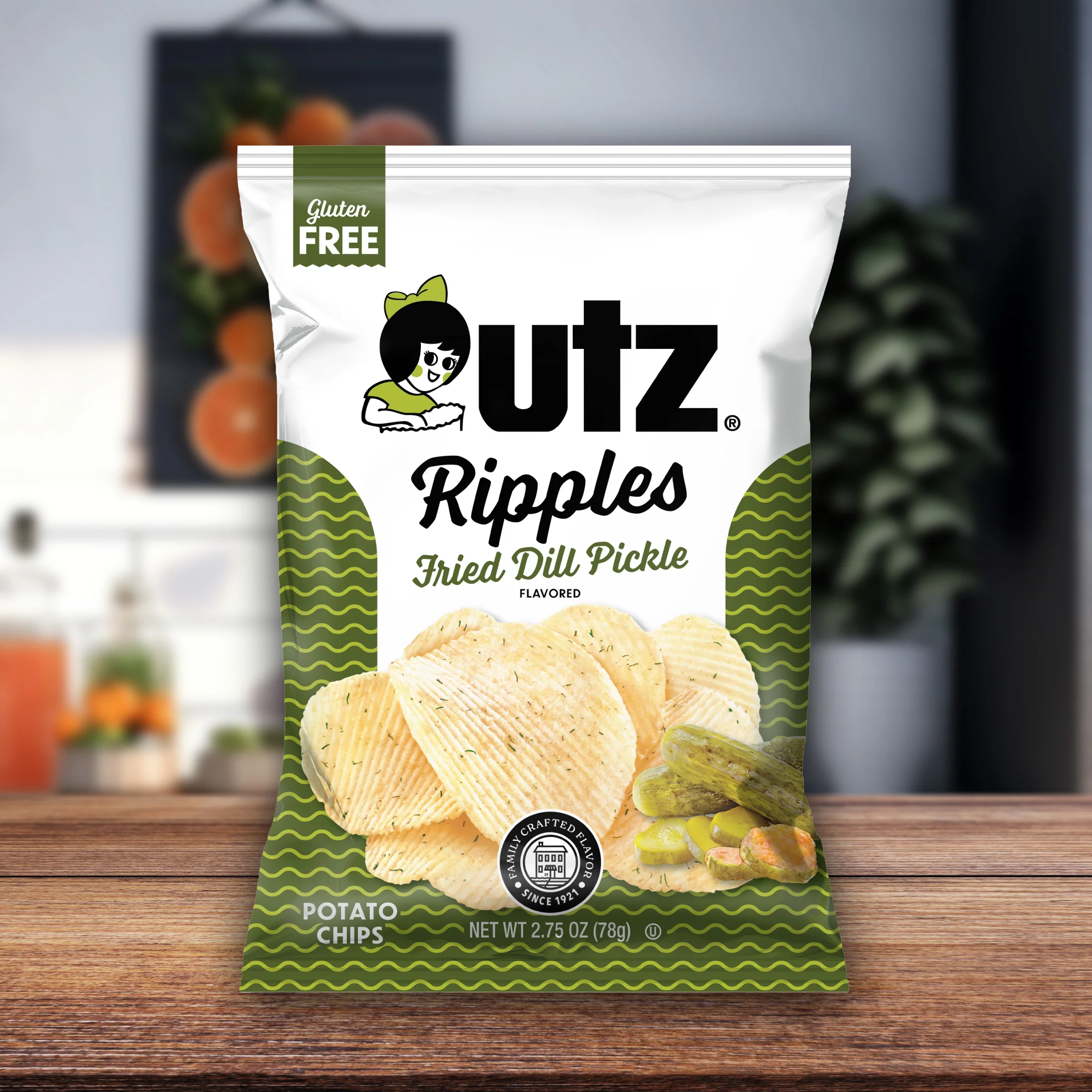 Utz Potato Chips Ripples Fried Dill Pickle 2.75 oz. - Image 3
