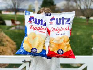 Utz Potato Chips Ripples Original 2.75 oz. - Image 3