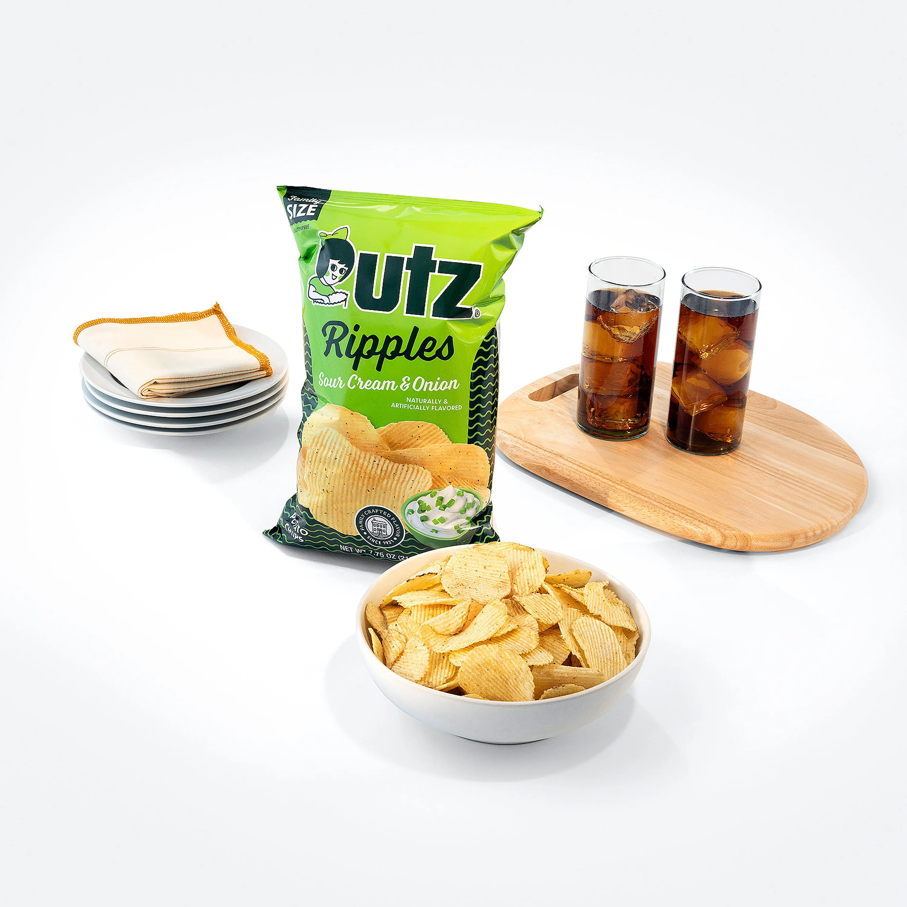 Utz Potato Chips Ripples Sour Cream & Onion 2.75 oz. - Image 3
