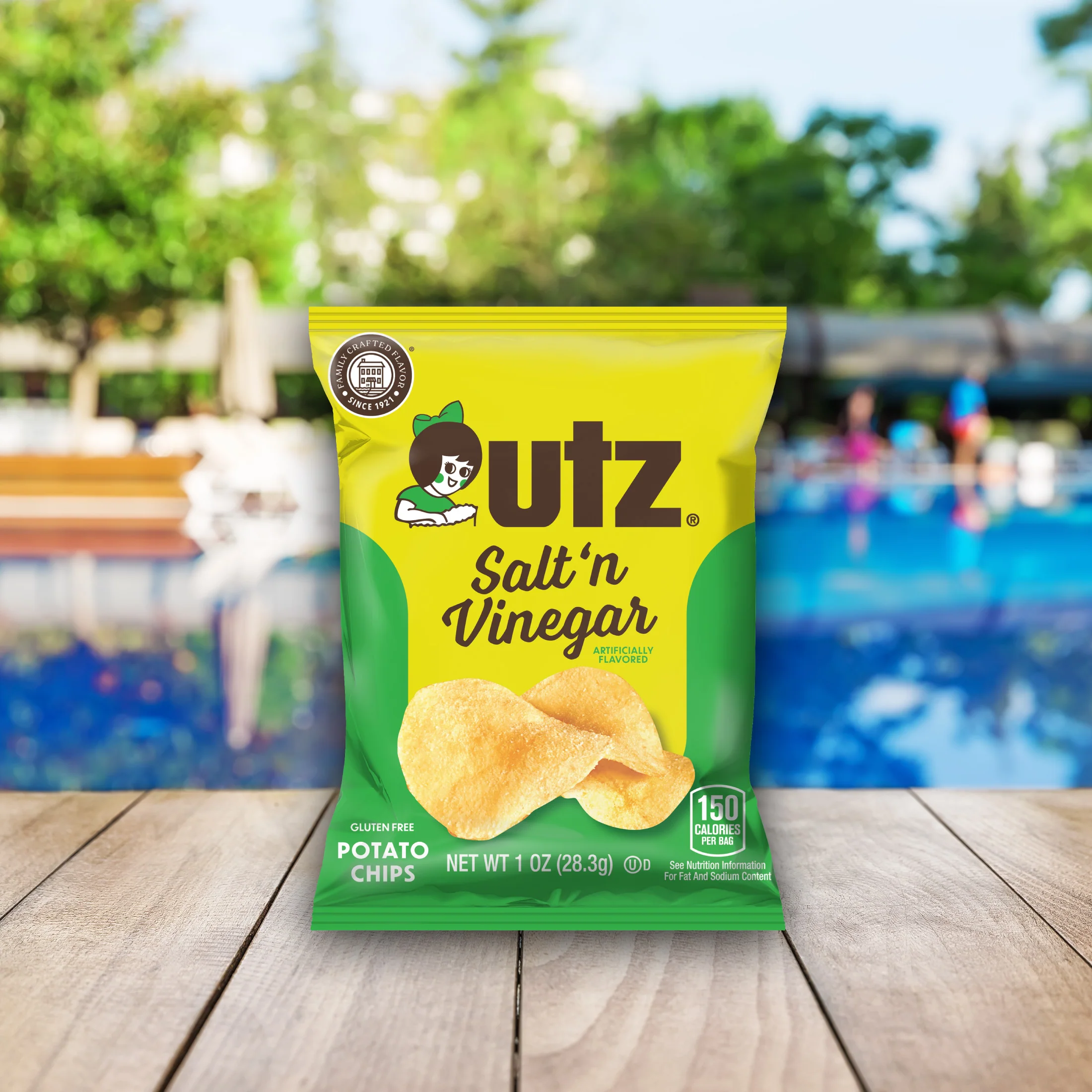 Utz Potato Chips Salt & Vinegar 7.75 oz - Image 3