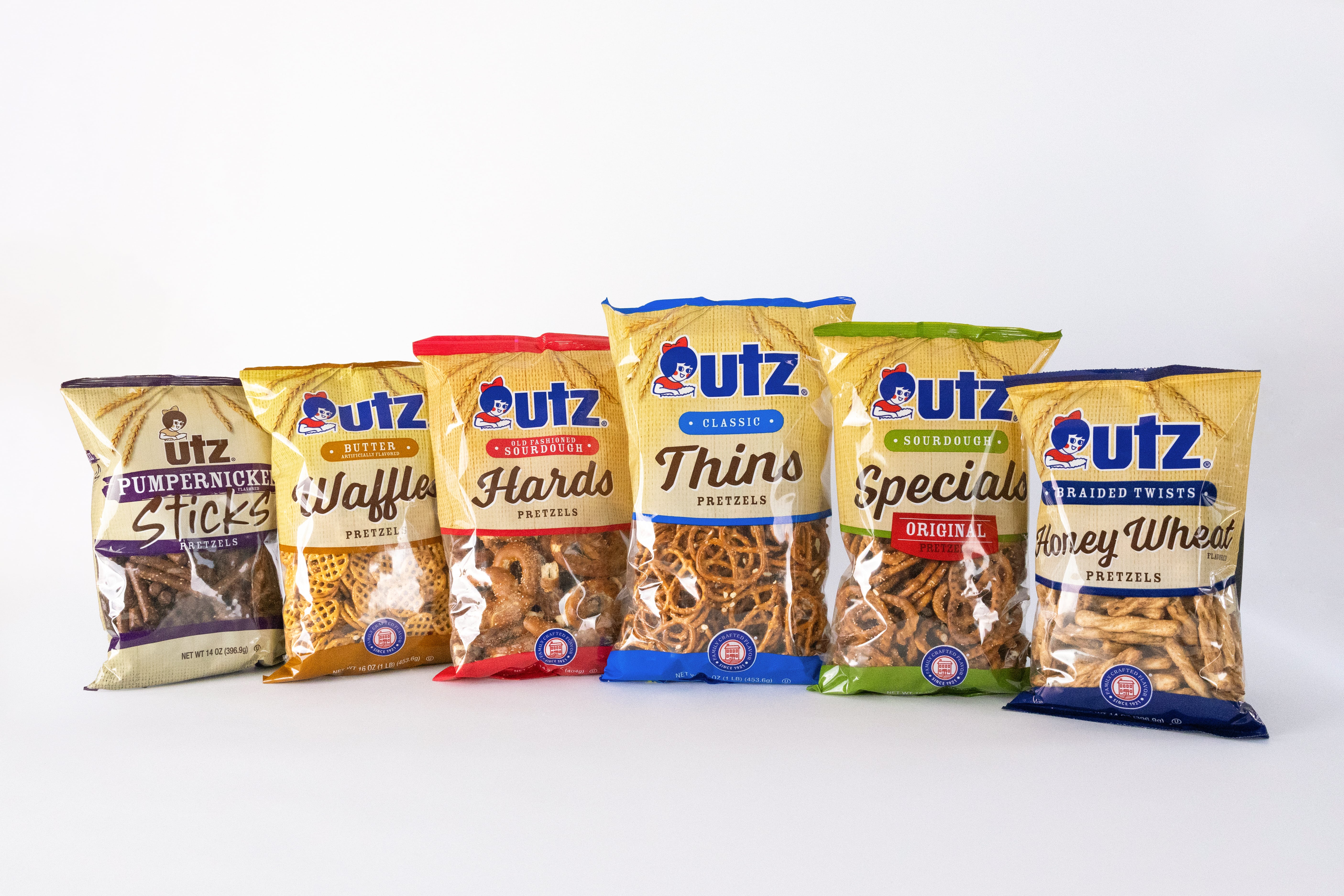 Munch & Mingle Holiday Special: Pretzels - Image 3