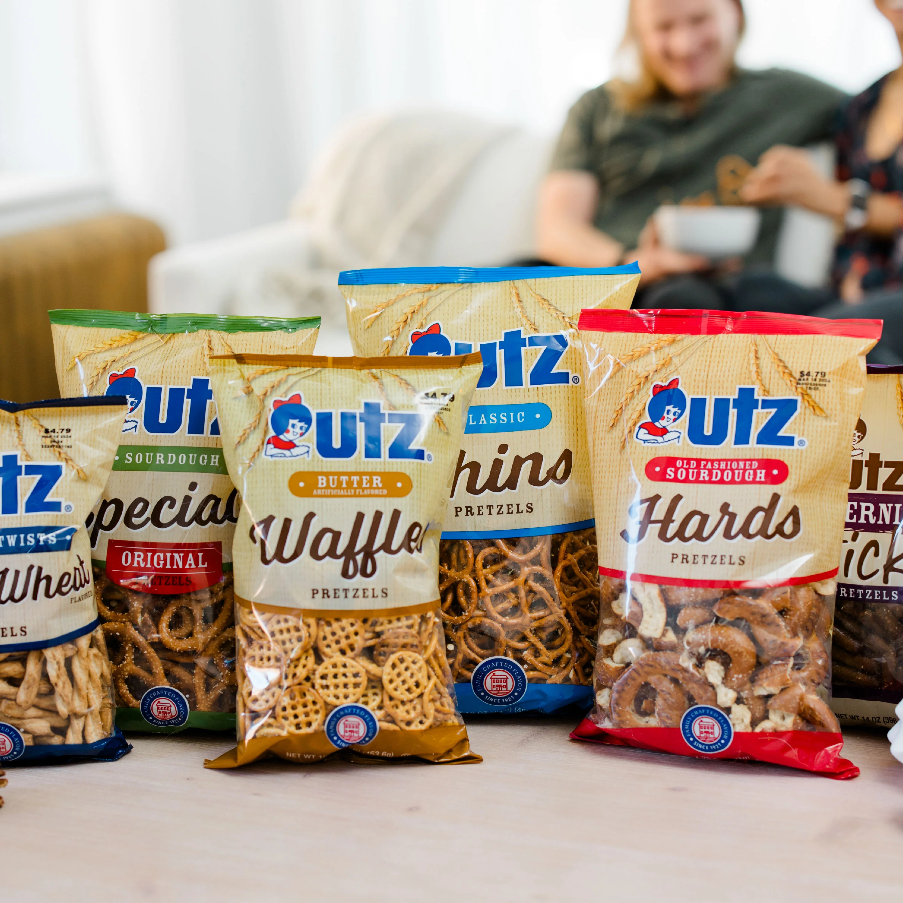 Utz Mixed Minis ® Pretzels, Garlic Butter - Image 5
